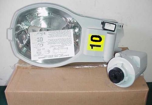 American Electric Durastar 100W HPS Luminaires - 1 LOT OF 280 New Surplus