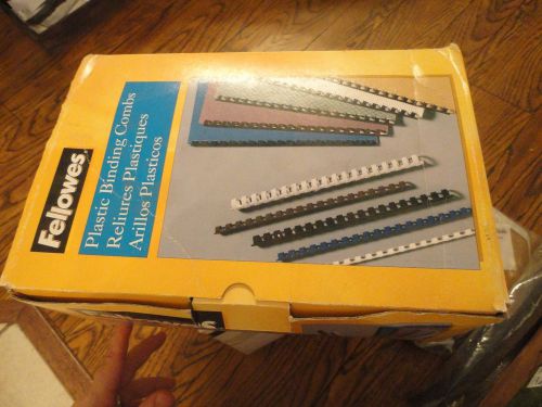 1.5&#034; Black Plastic Binding Combs Fellowes- 46-50pk Brand new Opened box