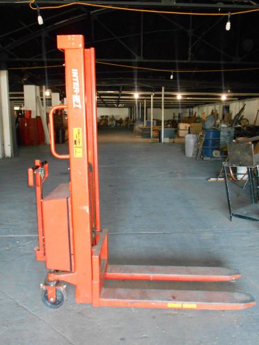 USED INTERTHOR  ELECTRIC STACKER MODEL EHS1000, 12 VOLT