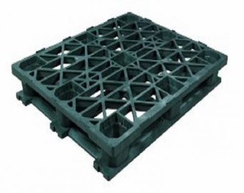 10 Heavy Duty 48&#034; x 40&#034; Plastic Pallets Dynamic Capacity: 2600-5300lbs