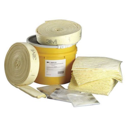 3M (CSKFL31) Chemical Sorbent Folded Spill Kit C-SKFL31