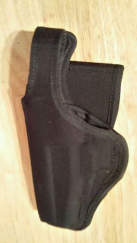 BIANCHI ACCUMOLD BLACK NYLON HOLSTER, SIZE 13B, LEFT HAND FITS GLOCK 17,20,21,22