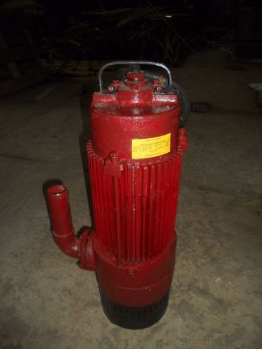 Submersible pump  GNOM 16 16  power W 2,2  voltage U 380