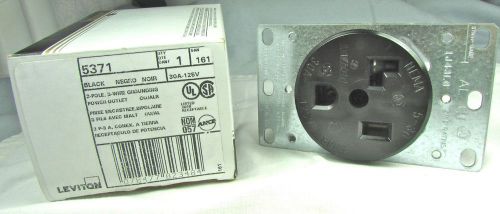 NEW** Leviton 5371 2 Pole Grounding Plug 30A-125V  NEW IN BOX!