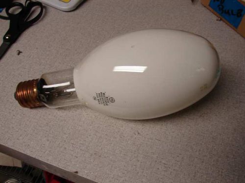 Quartz Metal Halide Lamp  ED37 400W MVR400/SP30/VBU/HO