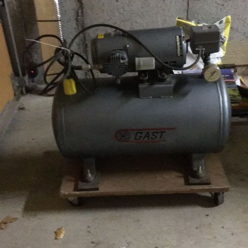 GAST AIR COMPRESSOR