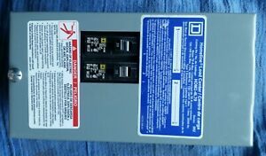 Square D HOM2-4L70F 70A 240VAC 1 PH Homeline Load Center Nema 1 2 20A breakers