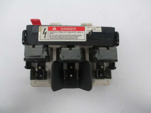 NA 36209 3P FUSE HOLDER D373786