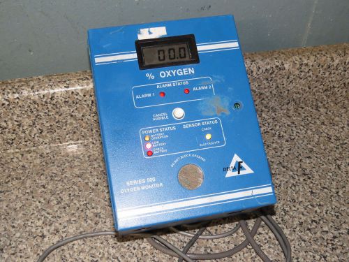 DELTA F SERIES 500  OXYGEN ANALYZER - bbb