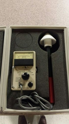 Holaday Industries Model 1501 Microwave Survey Meter