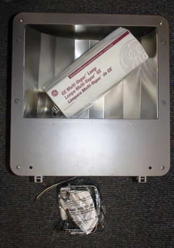 400 Watt Metal Halide Flood Light Fixture, ILMFH400TRML