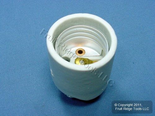 Leviton Medium Base Keyless Porcelain Lamp Holder Pan Light Socket Hickey 3152-8