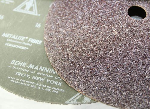 10 norton metalite fiber 9 1/8&#034;, 16 grit, aluminum oxide 3088-2 sanding discs for sale