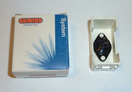 GEWISS LOUDSPEAKER SOPCKET-OUTLET - BNIB