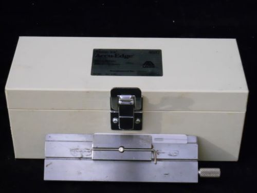 Tissue-Tek Accu-Edge Microtome Disposable Knife Blade Holder Model 4687 128mm