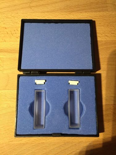 Pack of Two Standard 10 mm Quartz Cuvette