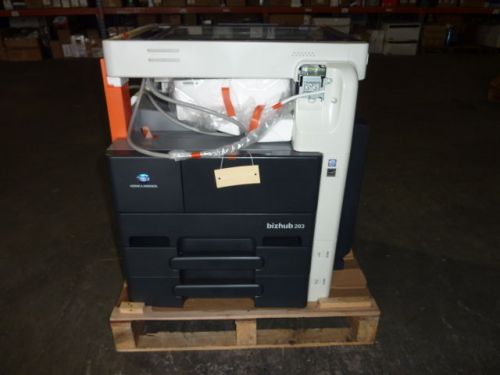 Konica minolta bizhub 223 new damaged  other b &amp; w copier  bizhub223 for sale