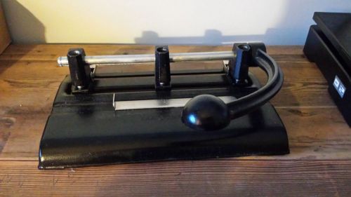 Master 40-Sheet Lever Action Punch 13/32&#034;&#034; Holes MAT1340PB