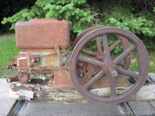 A 1922 john deere waterloo boy 3hp model h hit &amp; miss old gas e engine d b for sale