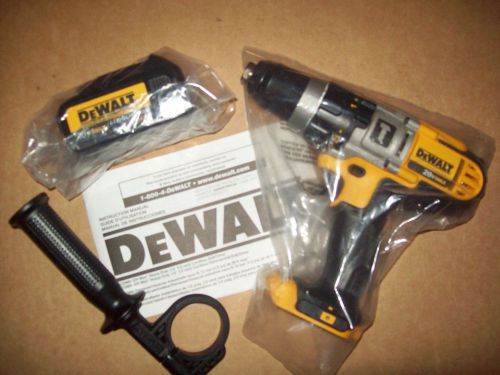 Dewalt dcd985 20v cordless hammer drill + dcb200 battery lit-ion (3.0ah) for sale