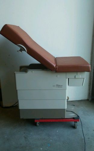 Midmark Ritter 222 Power Exam Table Excellent condition!