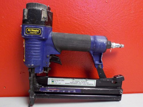 Central Pneumatic Air Stapler 1/4&#034; Crown 18 Gauge  J1035