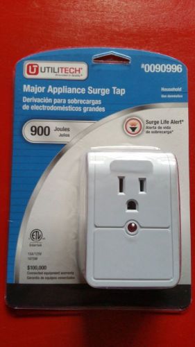 Utilitech 1-Outlet Audible Alarm Surge Protector PB002105L