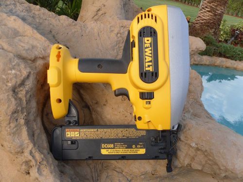 DeWALT DC608B Heavy-Duty 18 Gauge 2&#039;&#039; Cordless Brad Nailer - Bare Tool DC608