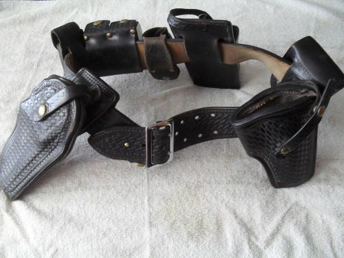 POLICE DUTY BELT BASKETWEAVE  LEATHER GUN HOISTER  right hand  w / ACCESSORIES