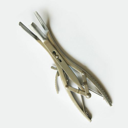 Dilator gallbladder retractor for laparoscopy forceps