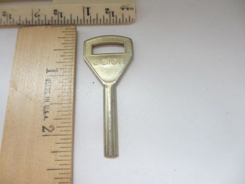 Special Baton Europe Blank key