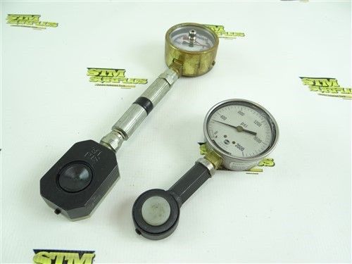 PAIR OF HYDRAULIC PRESSURE SENSORS W/ GAGES SAVANNA USG PRESS SET UP