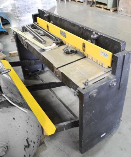 TD Industrial 52in Gauge Steel Metal Foot Shear