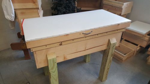 Great Lakes Long Hive - bee hive top bar beekeeping deep brood langstroth