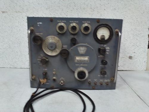 HP 614A UHF Ultra High Frequency Signal Generator