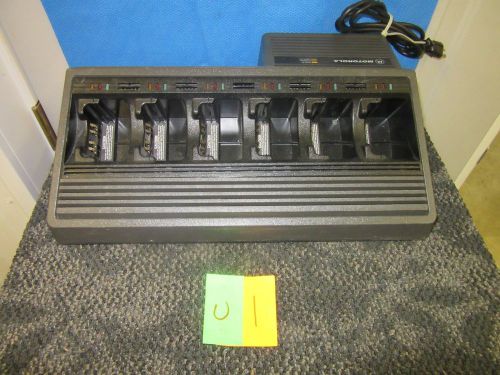 Motorola 6 bay battery charger ntn1177e 2 way radio mts hts ht 1000 2000 nice ! for sale