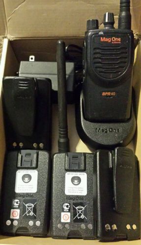 NEW DEMO MOTOROLA Mag One BPR40 Walkie Talkie two way Radio VHF 150-174 5w 8ch