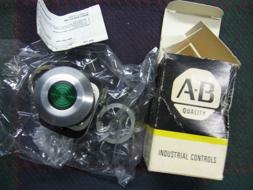 Allen Bradley 800T-FXMP16GA7 Green Illuminated 3-Position Push-Pull Switch NIB