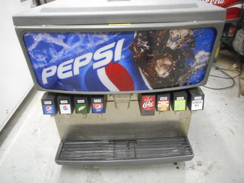 8 FLAVOR SODA FOUNTAIN POP DISPENSER, SERVEND, ICE BIN ON TOP, VERY NICE!