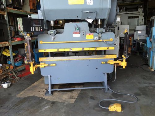 Chicago 46-L 6&#039; 60 ton Press Brake