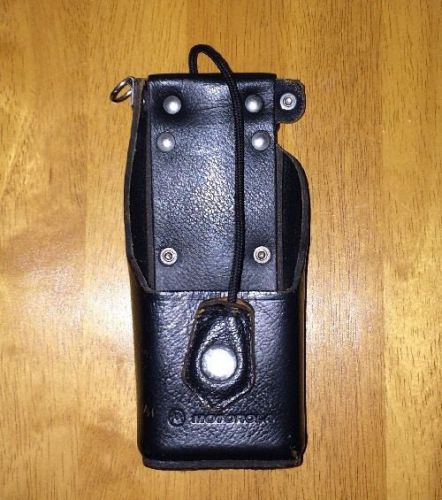 Motorola NTN8386B Swivel Radio Case/Holster (XTS3000 Radios)