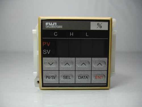 FUJI ELECTRIC PYZ4-BCY1-5V TEMPERATURE CONTROLLER