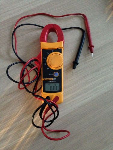 Fluke 322 Volt Meter