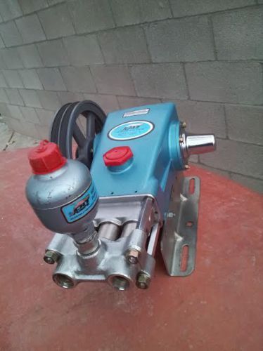 CAT PUMP MODEL1010