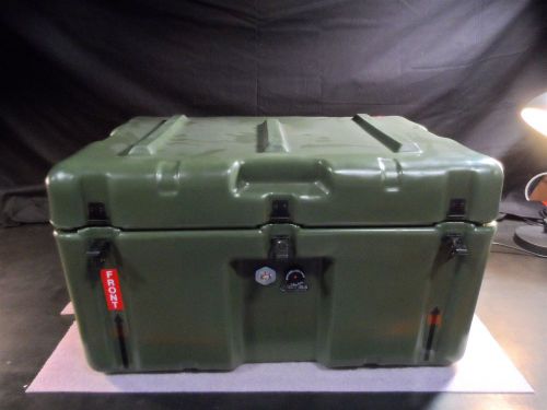 (1x) hardigg pelican travel rotomolded polyethylene case 26.25x17.25x15.50 for sale