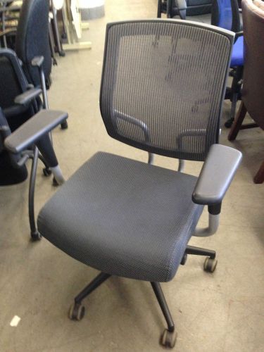 Executive chair w/ mesh back by sitonit seating model 5622y for sale