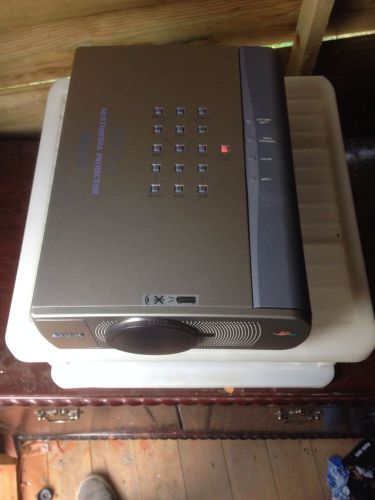 sanyo pro-x plc-su20e Multimedia projector