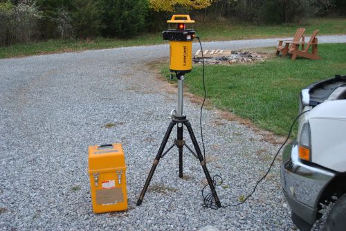 Spectra Physics 942 Laser Level w/Tripod &amp; Case