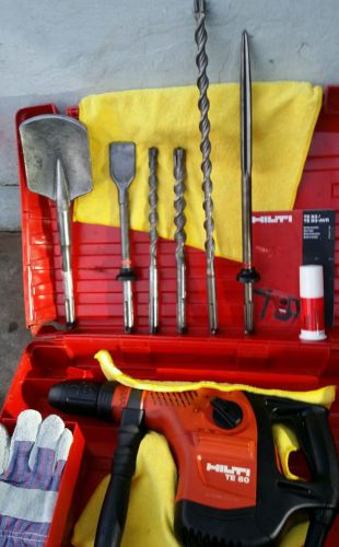 HILTI TE 50 HAMMER DRILL, DISPLAY MODEL-L@@ks NEW-LOADED-ALL HILTI BITS -@@@