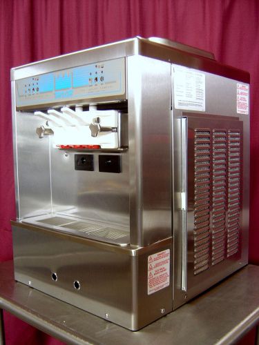 TAYLOR 161-27 ICE CREAM MACHINE, SOFT SERVE, FROZEN YOGURT, ICE CREAM FREEZER